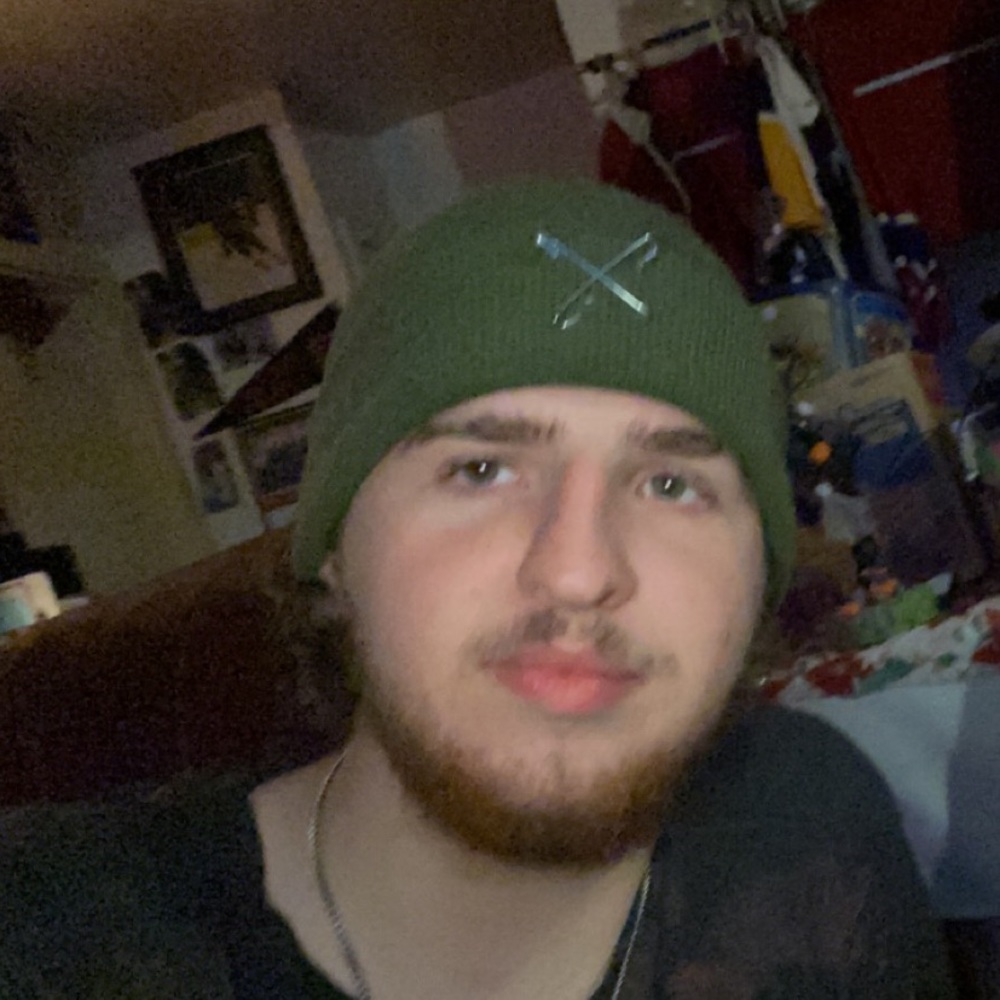 Meet your Posher, Ethan